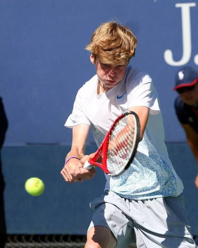 了更高的目 了更高的目