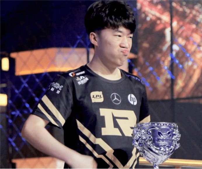 P评选中荣 P评选中荣