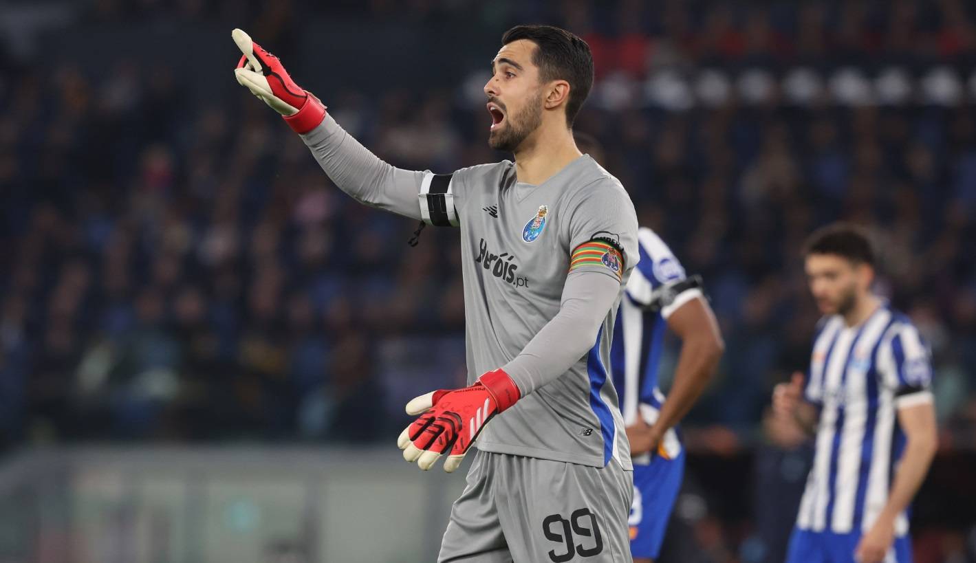 中的突出地 中的突出地