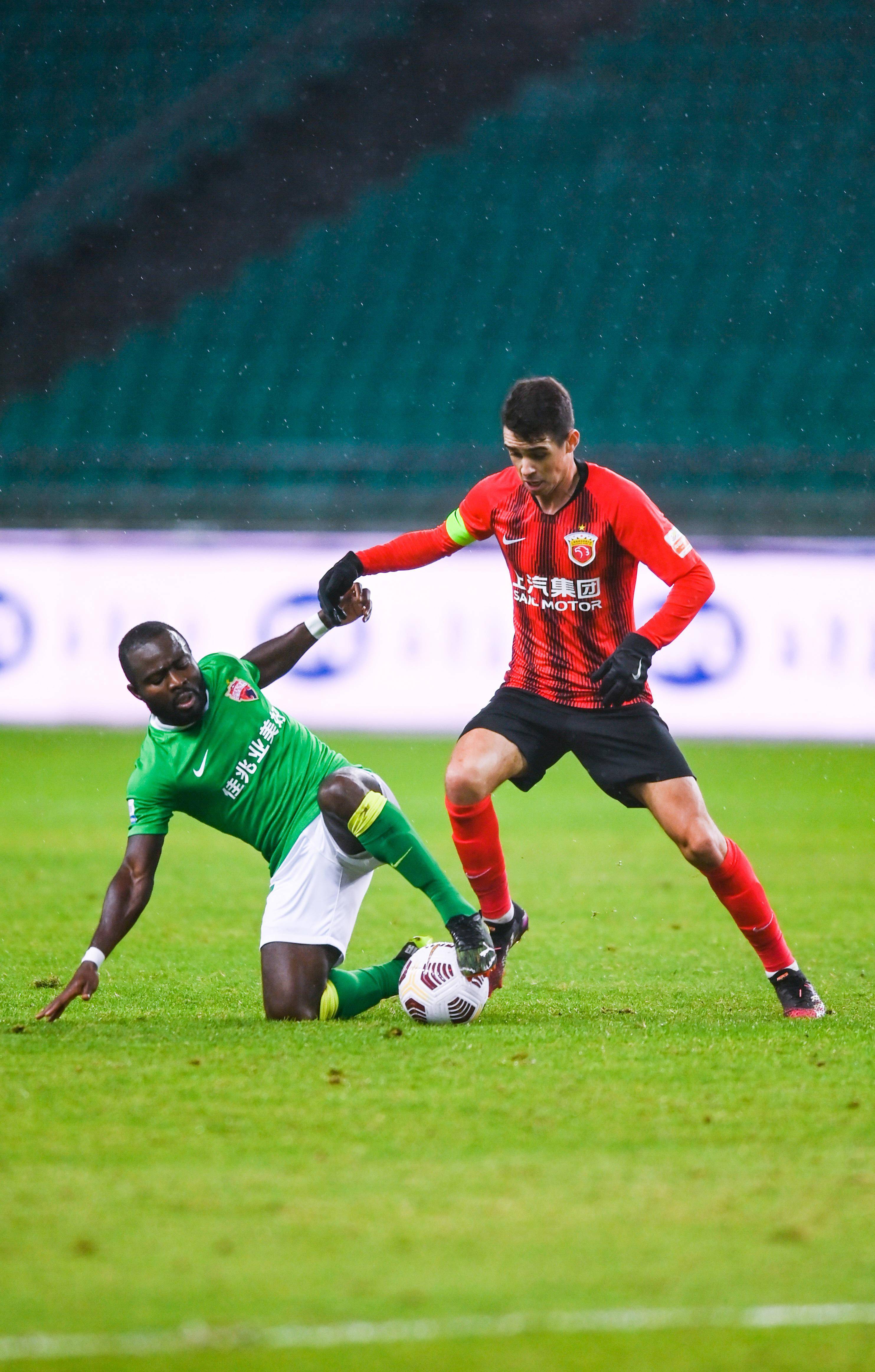 默契不足导 默契不足导