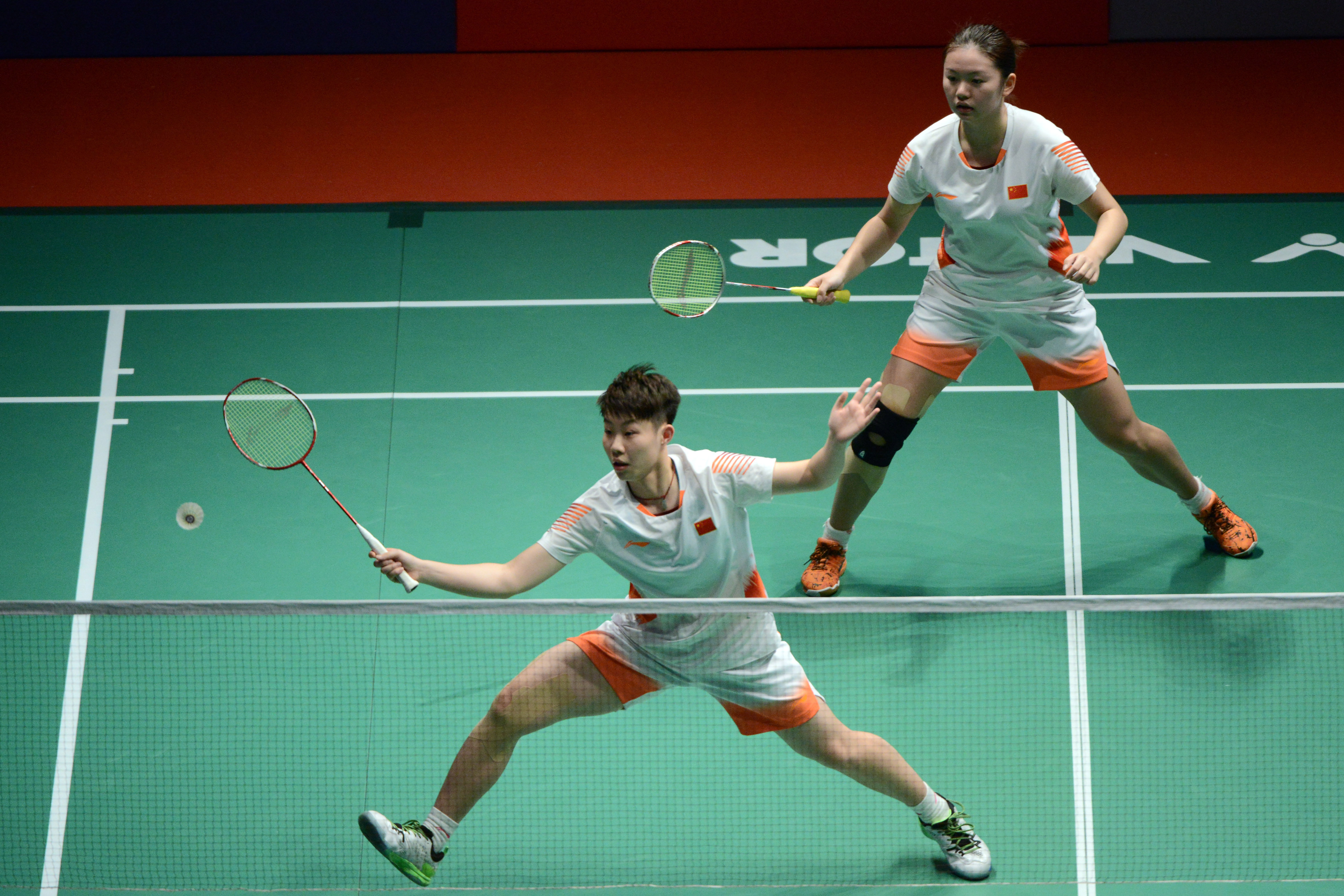 确保了他们 确保了他们